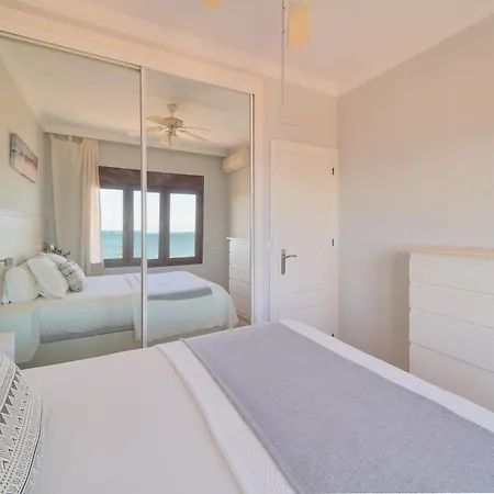 Апартаменти Xpce Playa Bajondillo Terrace - Parking Free *